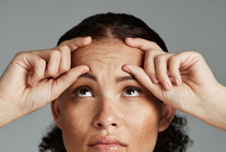 COMMENT ESTOMPER LES RIDES DU FRONT ?